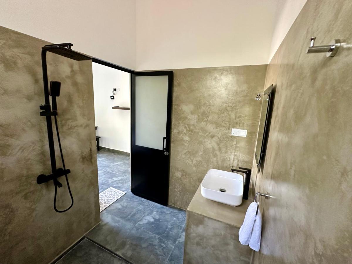 Zero Nero Hotel Unawatuna Ngoại thất bức ảnh